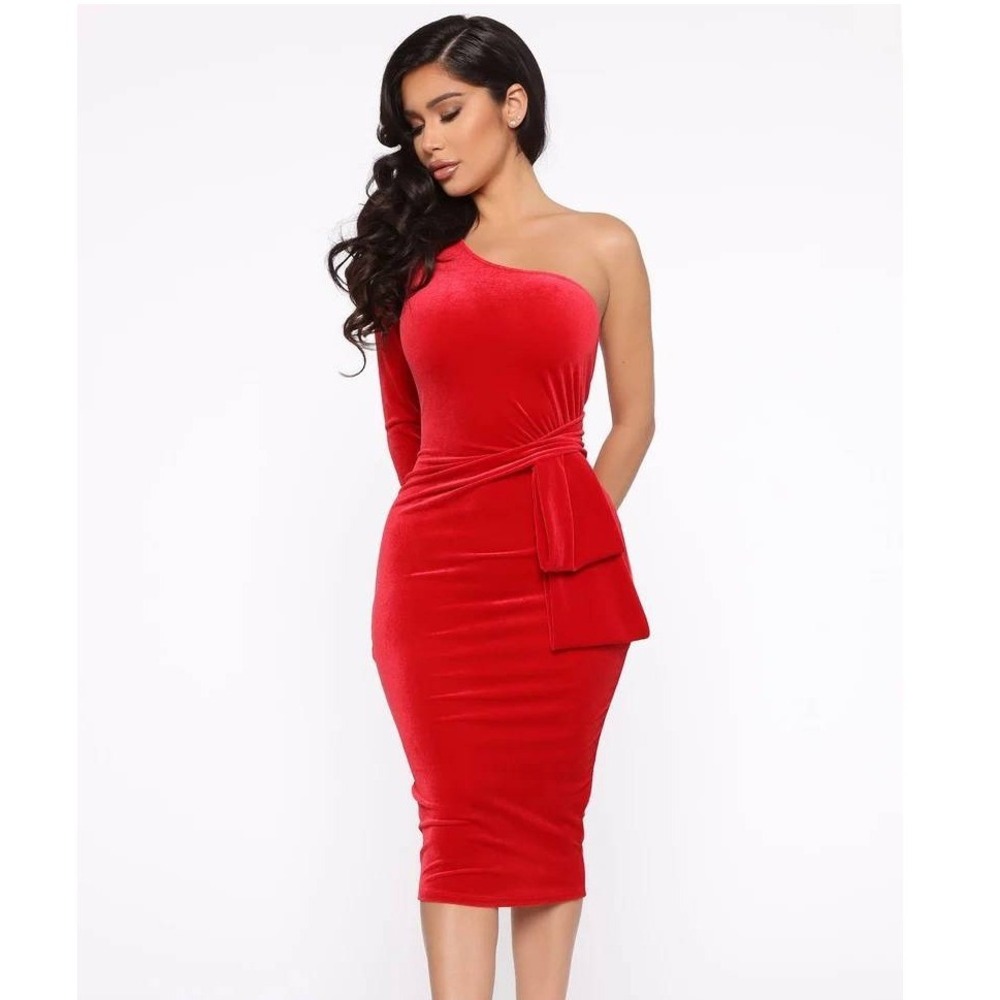 Day & Night 80s - 90s Style Red Velvet One Shoulder Party Midi Dress Size Medium